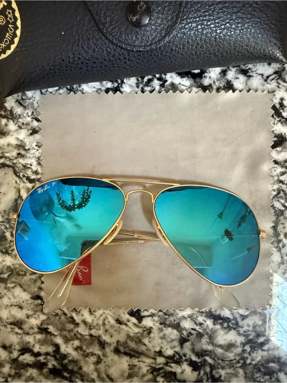 Vintage- Ray-Ban Gold Frame Sunglasses with Blue-Green Mirrored Lenses